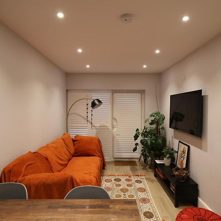 Little Vine - Beautiful Ground Floor Flat In South London Apartment Sutton  Ngoại thất bức ảnh