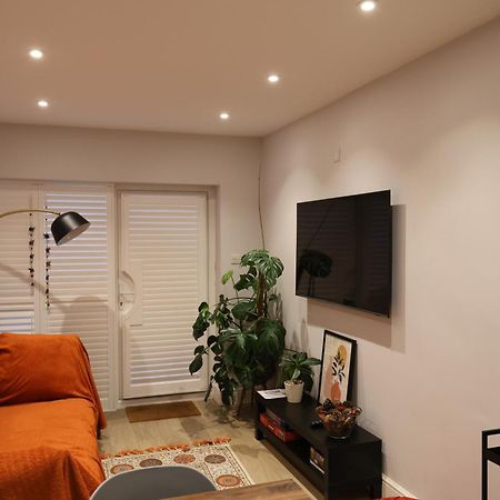Little Vine - Beautiful Ground Floor Flat In South London Apartment Sutton  Ngoại thất bức ảnh